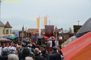 nik_014610_eeghivoo.jpg