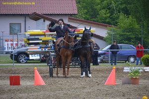 nik_016198_yulahvie.jpg