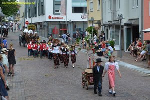 nik_020038_emaequeb.jpg