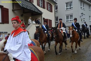 nik_028803_tiengohy.jpg