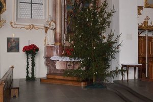 nik_040180_lwaoquzx.jpg