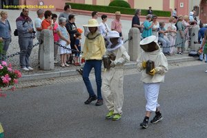 nik_040740_vz01_ccwjkpkwaz.jpg