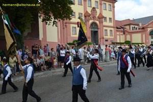 nik_040838_vz01_nwjomikpcq.jpg
