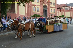 nik_040904_vz01_llbepsqoza.jpg