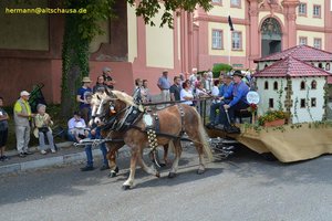 nik_041050_vz01_etytwhuedt.jpg