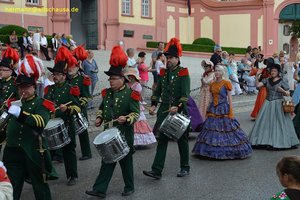 nik_041163_vz01_omliisdrdx.jpg