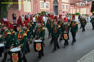 nik_041181_vz01_kjklktoyuj.jpg