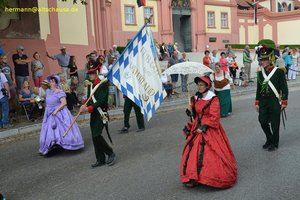 nik_041235_vz01_rutsmegjsr.jpg