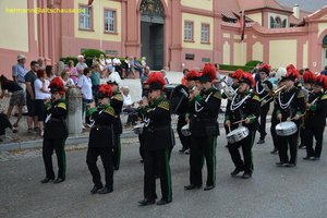 nik_041383_vz01_kojaxalmdw.jpg