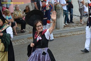 nik_041403_vz01_xdctxojese.jpg