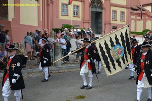 nik_041437_vz01_vsmmxrxkxn.jpg