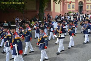 nik_041456_vz01_wnoxxignun.jpg