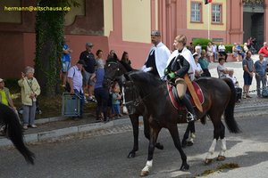 nik_041526_vz01_stojruesxl.jpg