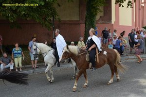 nik_041529_vz01_xncrpikorx.jpg