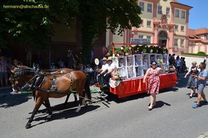 nik_044818_vz01_kirajqewza.jpg