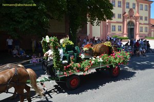 nik_045114_vz01_iniyrmotkt.jpg