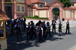 nik_045157_vz01_wjirejogdb.jpg