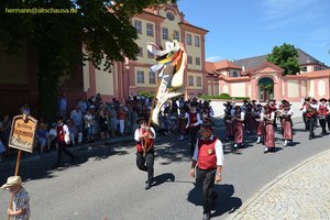 nik_045224_vz01_knzhzglmxt.jpg