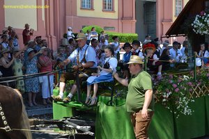 nik_045298_vz01_tudjgkgies.jpg