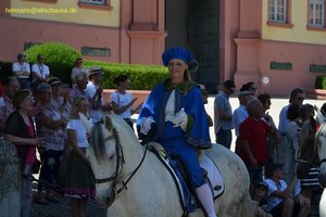 nik_045417_vz01_zwnsunzrow.jpg