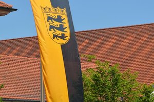 nik_045576_vz01_ekajplgttw.jpg